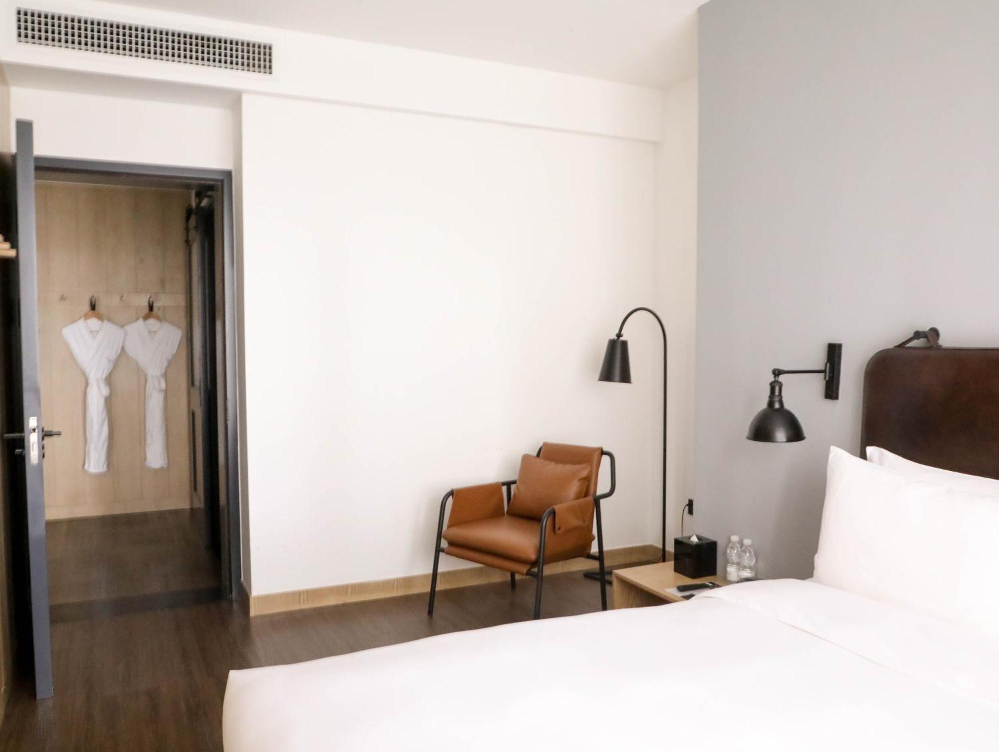 Moxy Shenzhen North Station Hotel Exterior foto